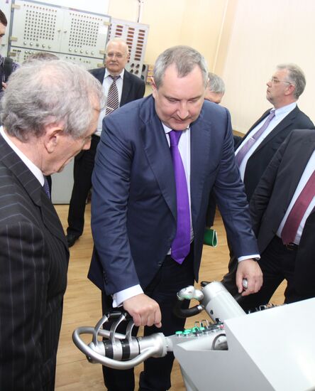 Deputy Prime Minister Dmitry Rogozin visits Crimea
