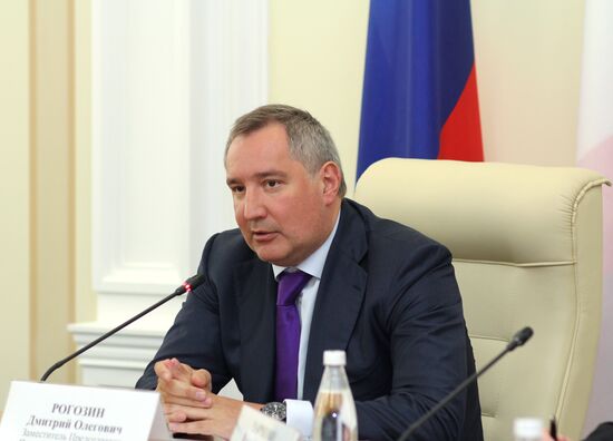 Deputy Prime Minister Dmitry Rogozin visits Crimea