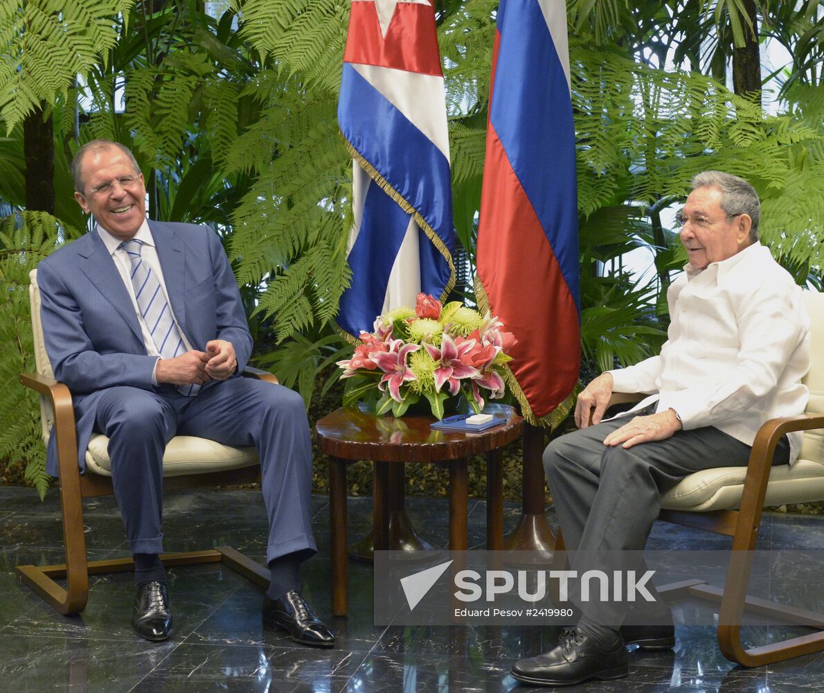Russian Foreign Minister Sergei Lavrov visits Cuba