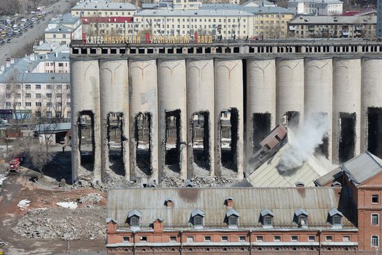 Factory facilities pulled down in Yekaterinburg