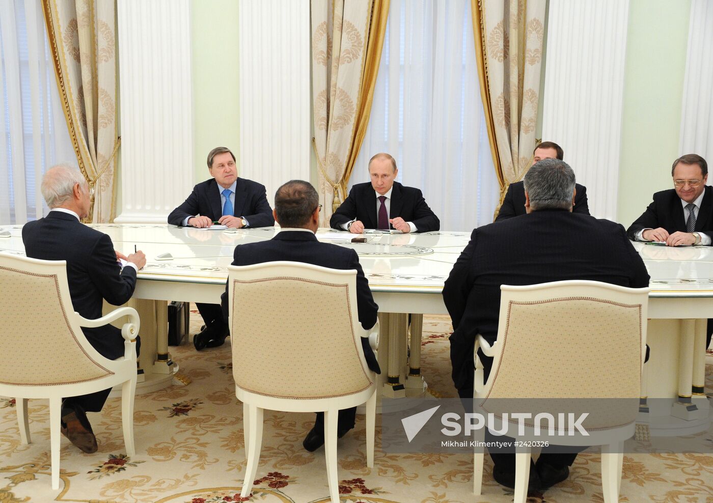 Vladimir Putin meets with Salman bin Hamad bin Isa Al Khalifa