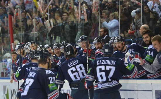 Kontinental Hockey League. Metallurg vs. Lev