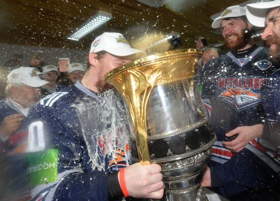 Kontinental Hockey League. Metallurg Magnitogorsk vs. Lev Praha