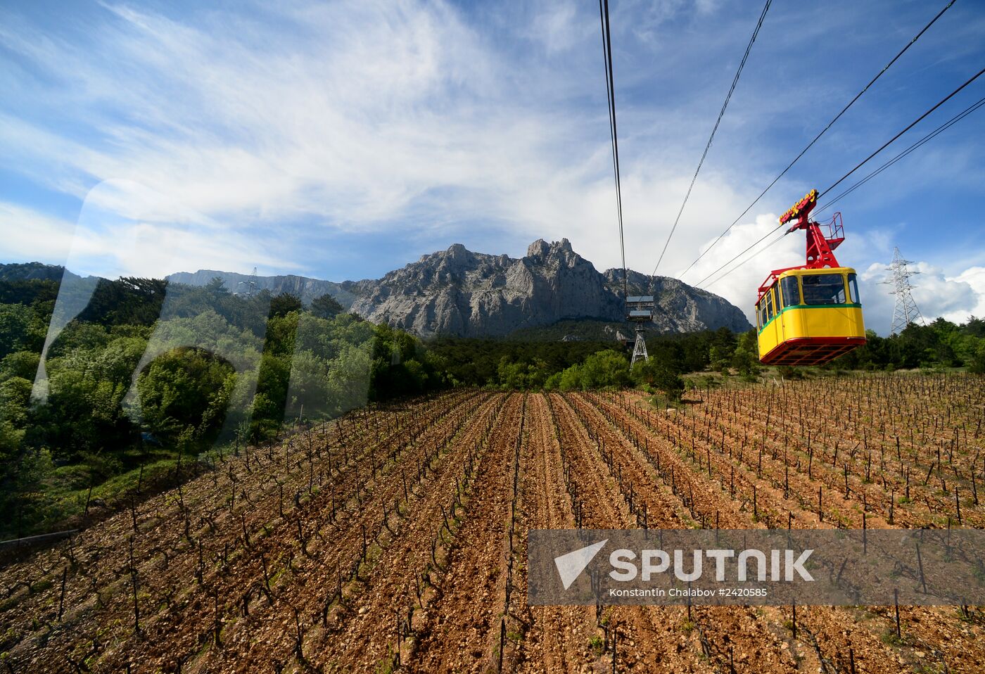 Miskhor - Ai-Petri cableway commissioned in Crimea after repair works