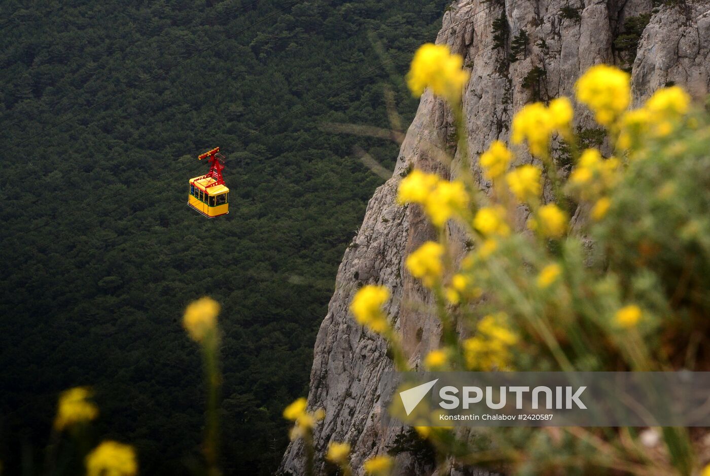 Miskhor - Ai-Petri cableway commissioned in Crimea after repair works