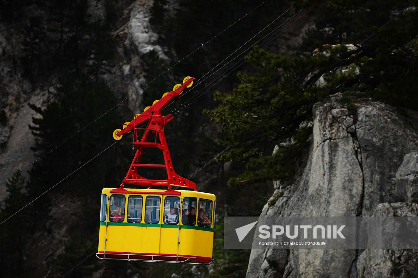 Miskhor - Ai-Petri cableway commissioned in Crimea after repair works