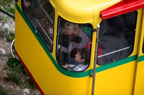 Miskhor - Ai-Petri cableway commissioned in Crimea after repair works