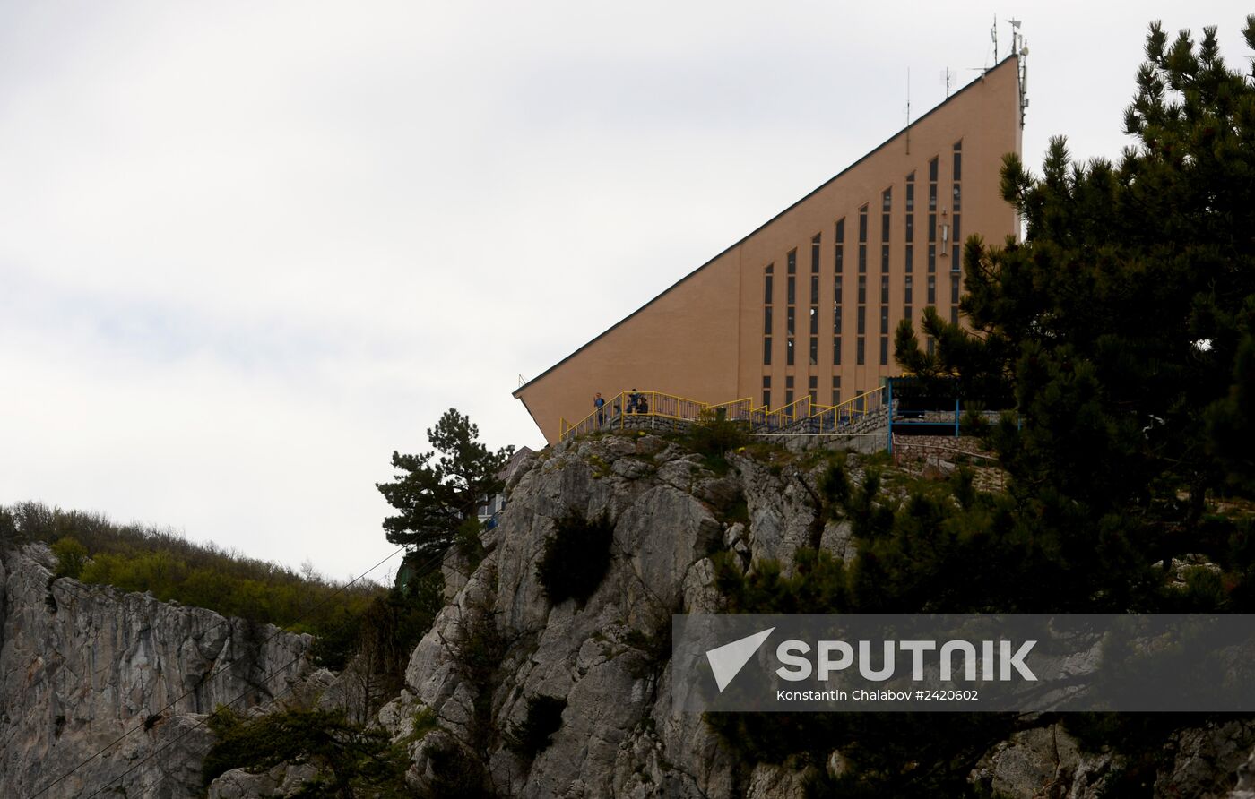 Miskhor - Ai-Petri cableway commissioned in Crimea after repair works