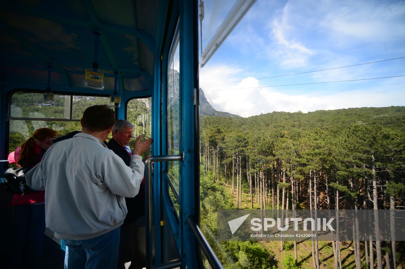 Miskhor - Ai-Petri cableway commissioned in Crimea after repair works