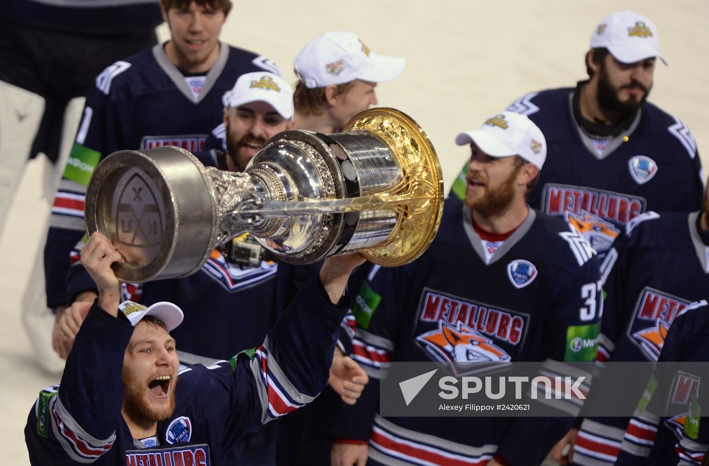 Kontinental Hockey League. Metallurg vs. Lev