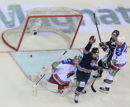 Kontinental Hockey League. Metallurg vs. Lev