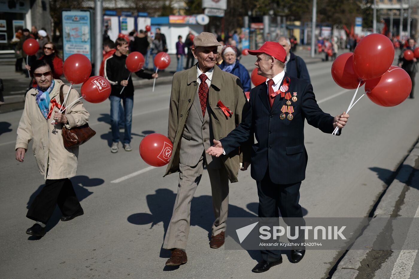 May Day processions in Russian regions