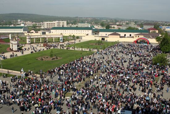 May Day processions in Russian regions