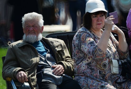 May Day procession and Communist Party's rally