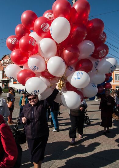 May Day processions in Russian regions