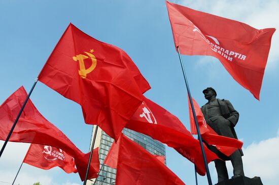 Celebrating International Workers' Solidarity Day in Donetsk
