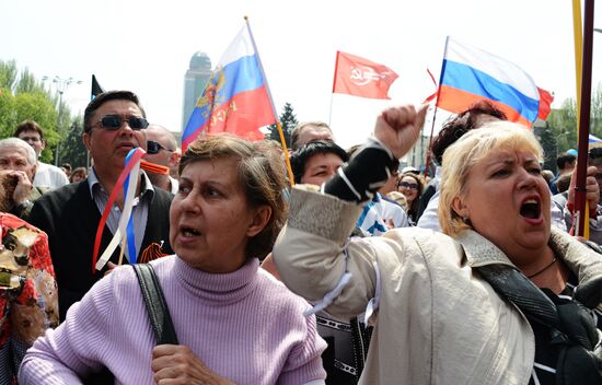May Day celebrated in Donetsk