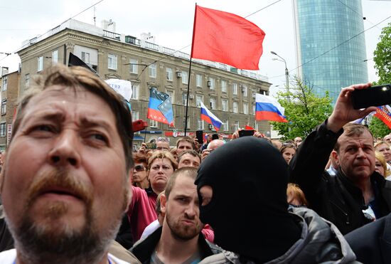 May Day celebrated in Donetsk