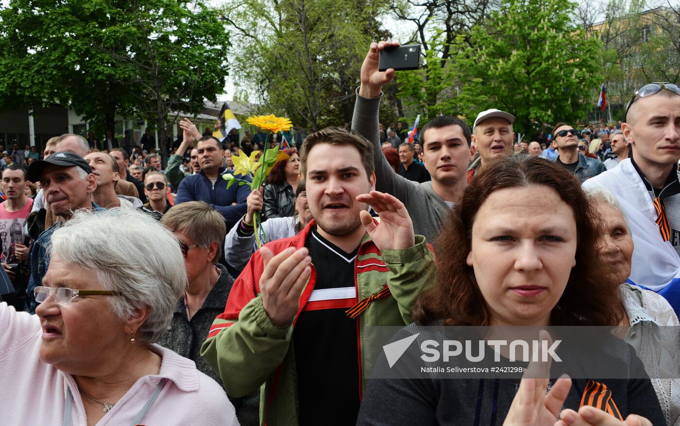 May Day celebrated in Donetsk