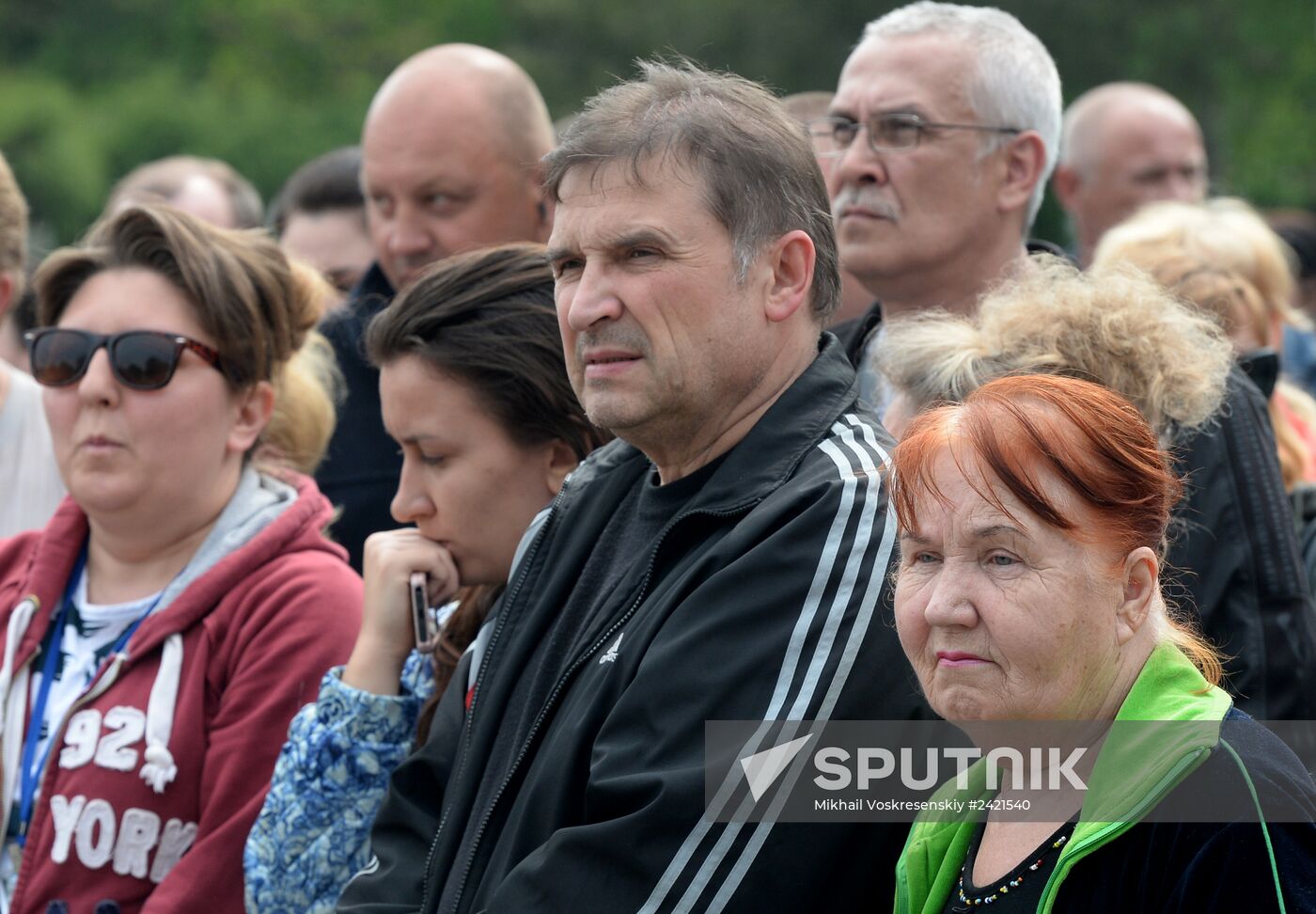 Ukrainian troops launch assault on Slavyansk