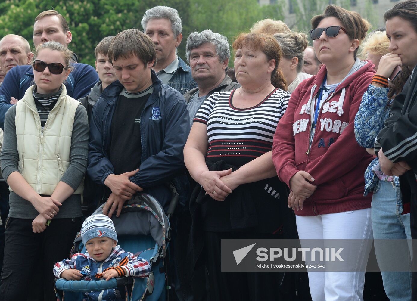 Ukrainian troops launch assault on Slavyansk