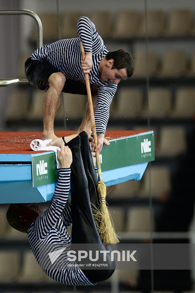 FINA/NVC Diving World Series 2014. Day One