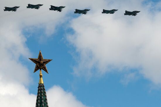 Victory Parade's air show rehearsal
