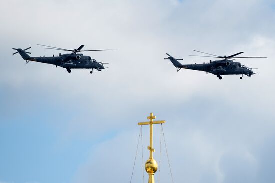 Victory Parade's air show rehearsal