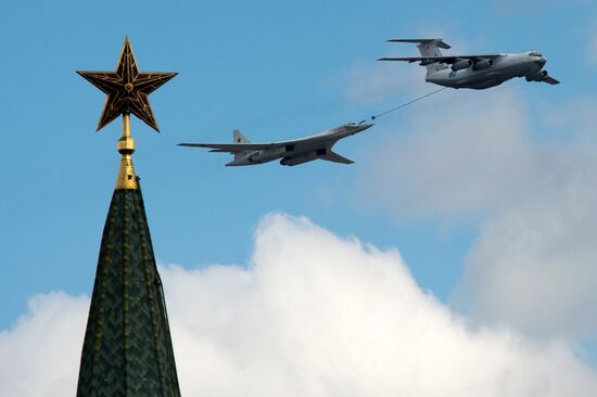 Victory Parade's air show rehearsal