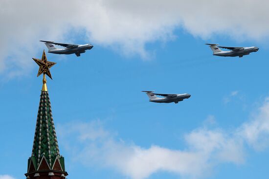 Victory Parade's air show rehearsal