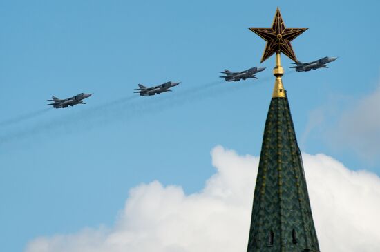 Victory Parade's air show rehearsal