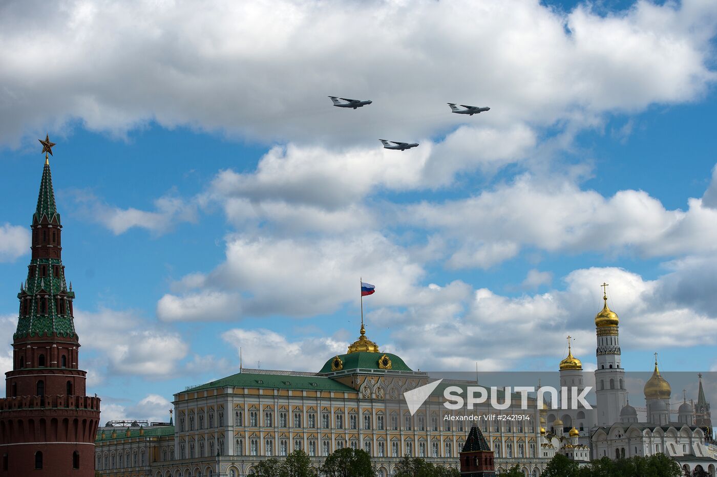 Victory Parade's air show rehearsal