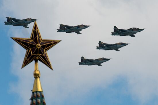 Victory Parade's air show rehearsal