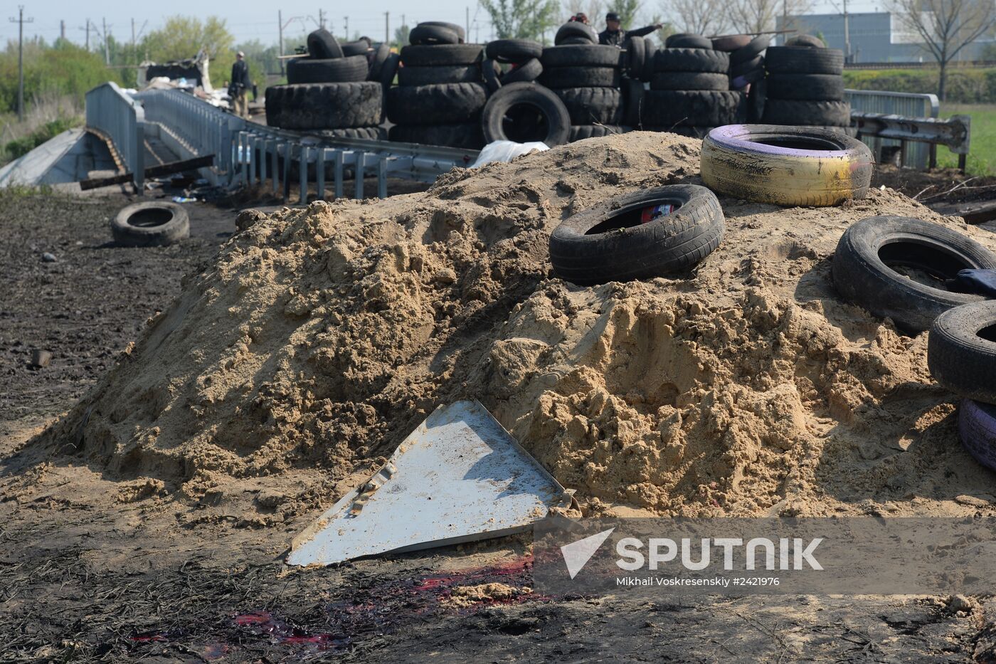 Self-defense checkpoint in Andreyevka, Donetsk Region