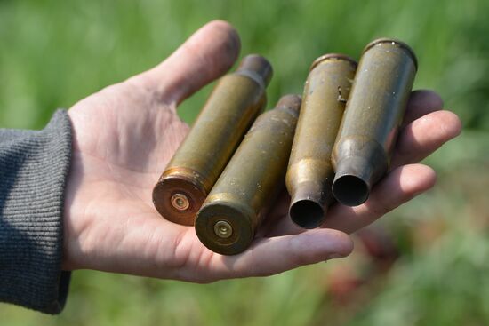 Self-defense checkpoint in Andreyevka, Donetsk Region