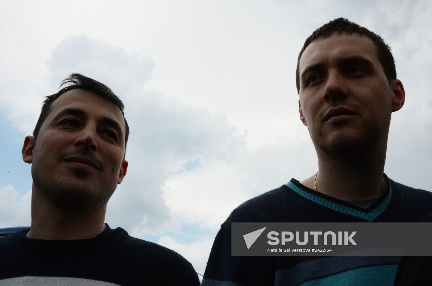 Released OSCE military inspectors arrive in Donetsk