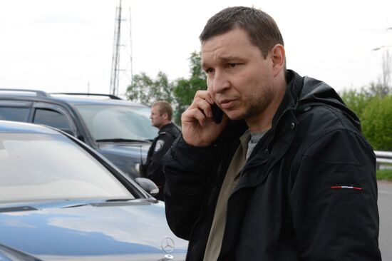 Released OSCE military inspectors arrive in Donetsk