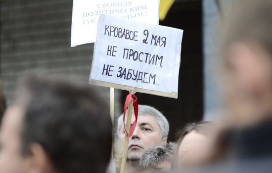 Protesters demand release of those detained in Odessa clashes