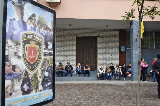 Protesters demand release of those detained in Odessa clashes