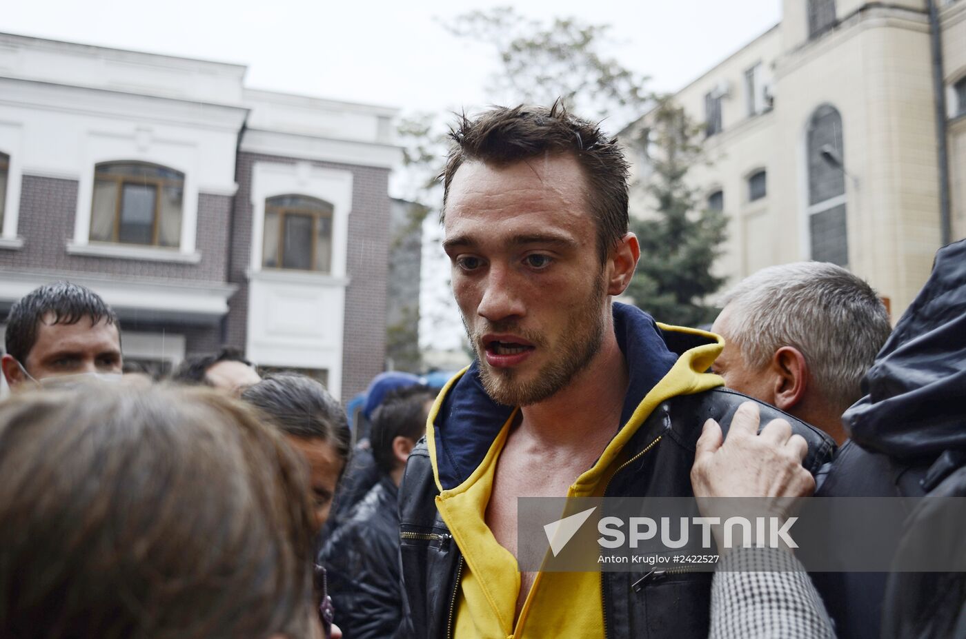 Protesters demand release of people detained after clashes in Odessa