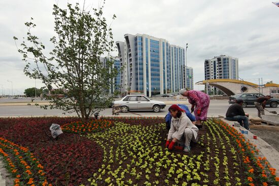 Preparations for opening of Aiman Kadyrova Mosque and high-rise buildings in Argun