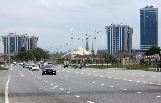 Preparations for opening of Aiman Kadyrova Mosque and high-rise buildings in Argun