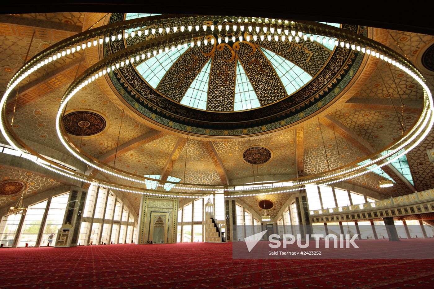 Preparations for opening of Aiman Kadyrova Mosque and high-rise buildings in Argun