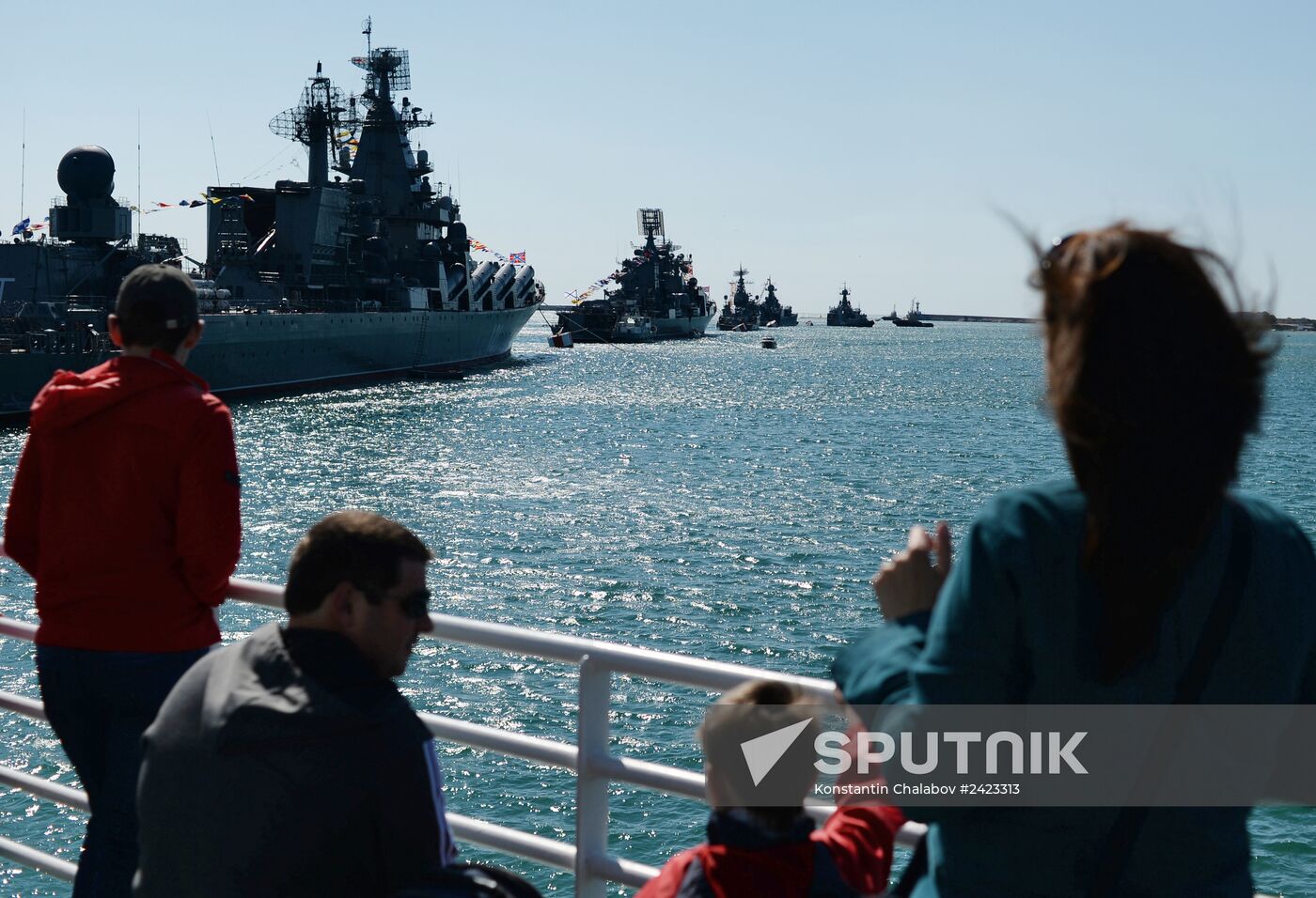 Full dress rehearsal of V-Day Parade in Sevastopol