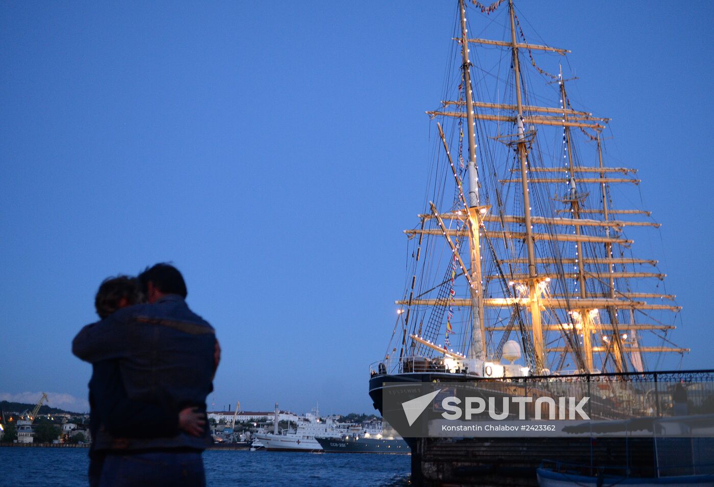 Barque "Kruzenshtern" arrives in Sevastopol