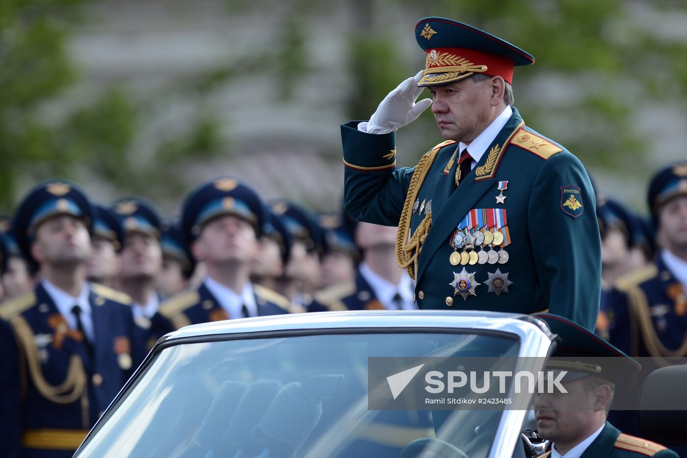 Full dress rehearsal of V-Day Parade