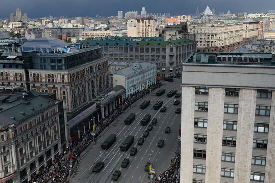 Full dress rehearsal of V-Day Parade