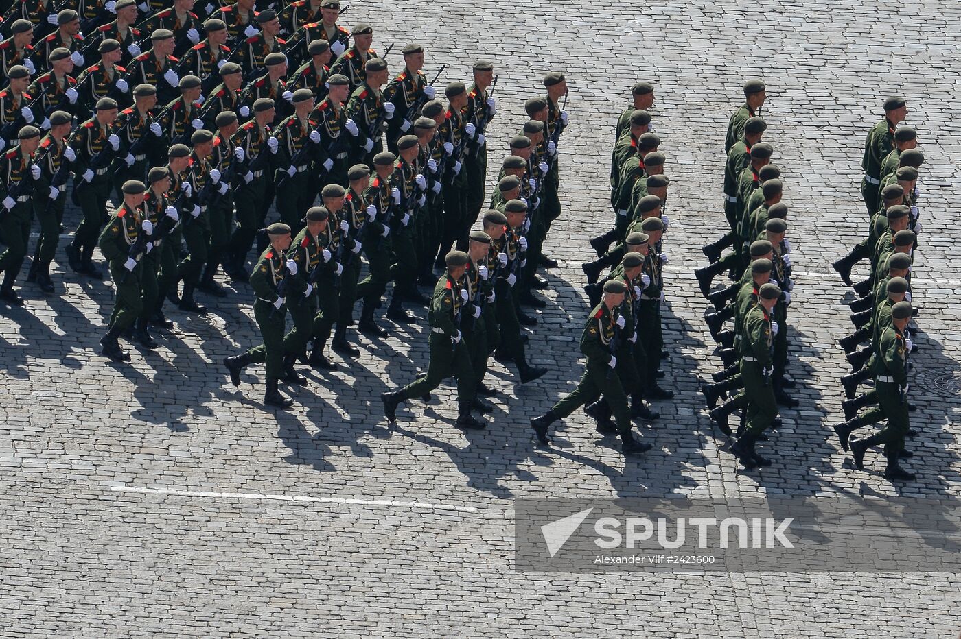 Full dress rehearsal of V-Day Parade