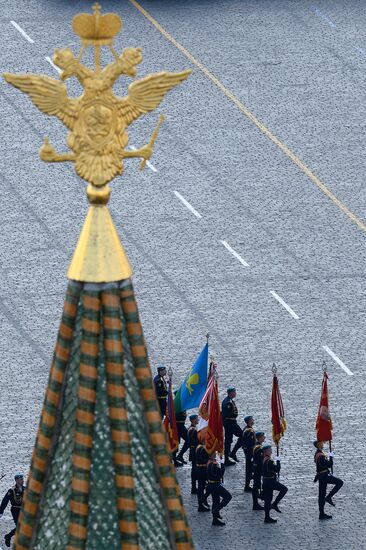 Full dress rehearsal of V-Day Parade