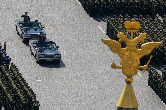 Full dress rehearsal of V-Day Parade